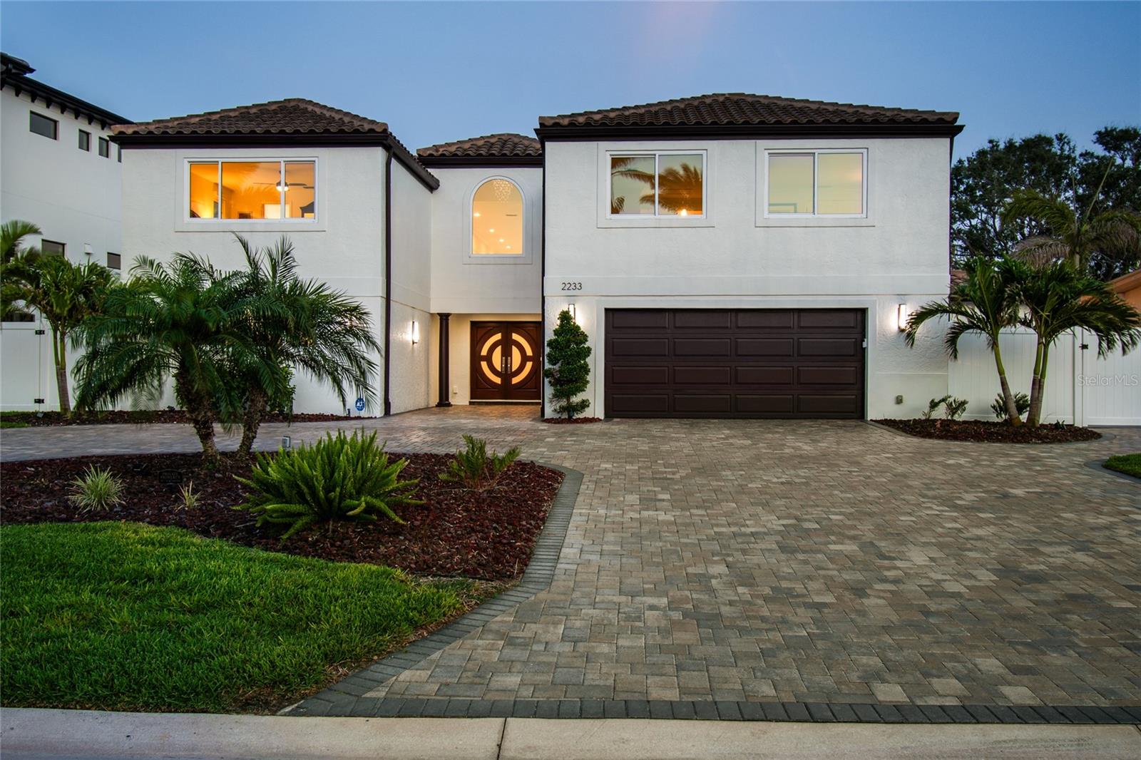 2233 DONATO DRIVE