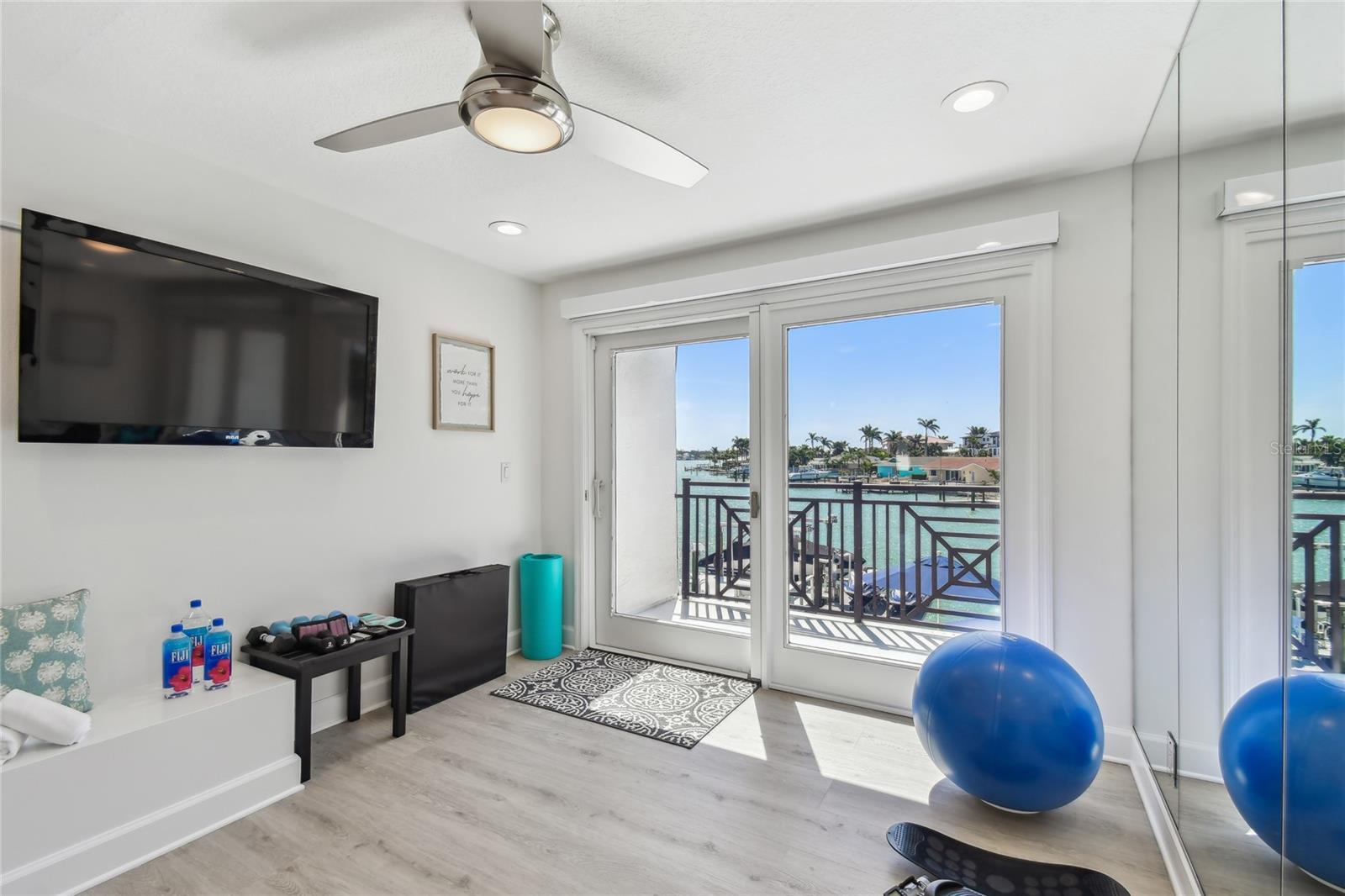 BELLEVUE ESTATES ISLAND 3RD ADD - Residential