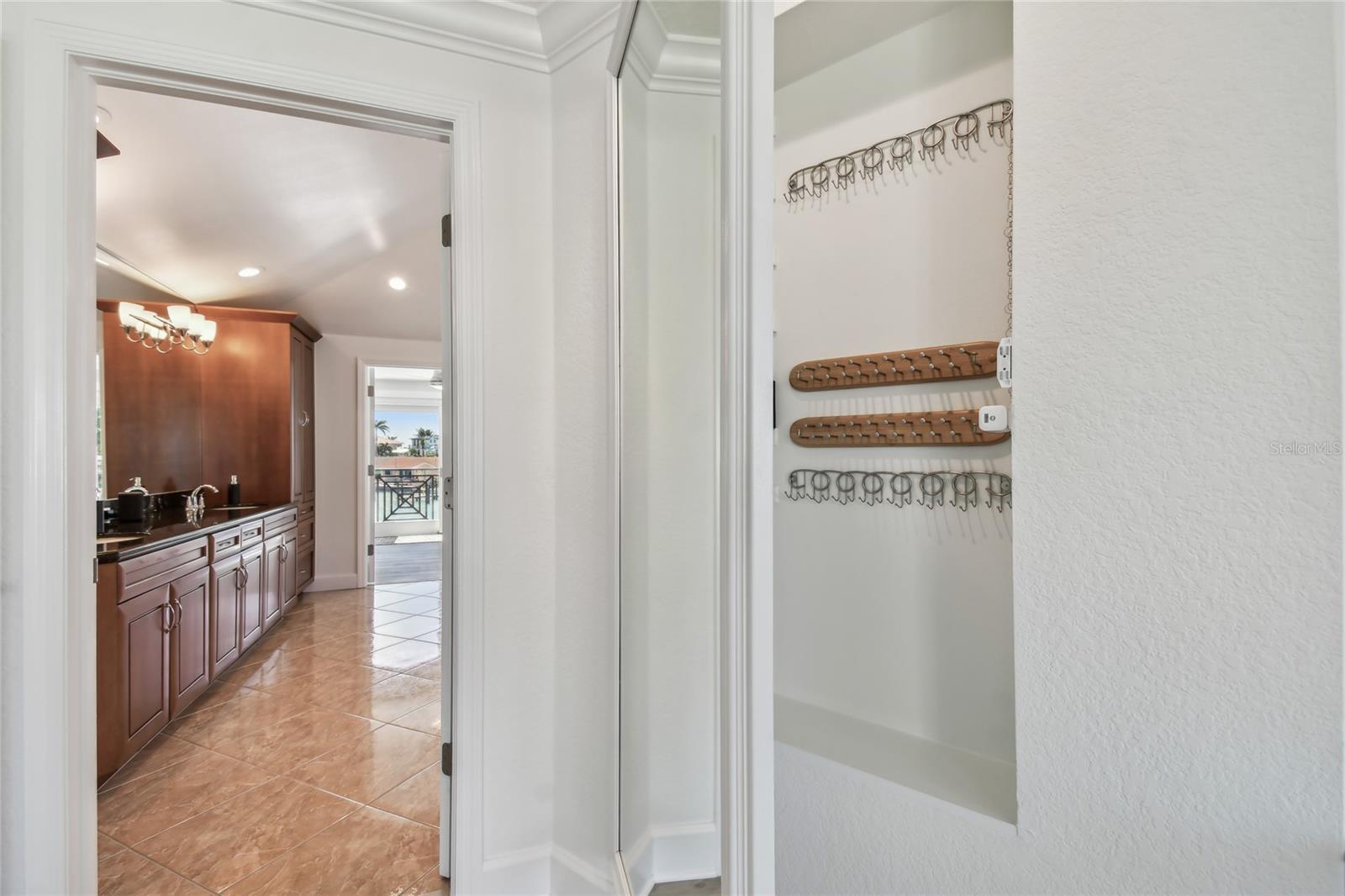 BELLEVUE ESTATES ISLAND 3RD ADD - Residential