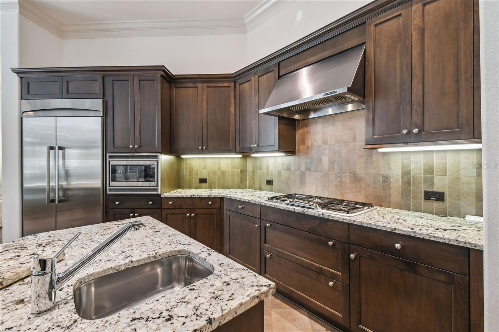 GREY OAKS PH 2 - Residential