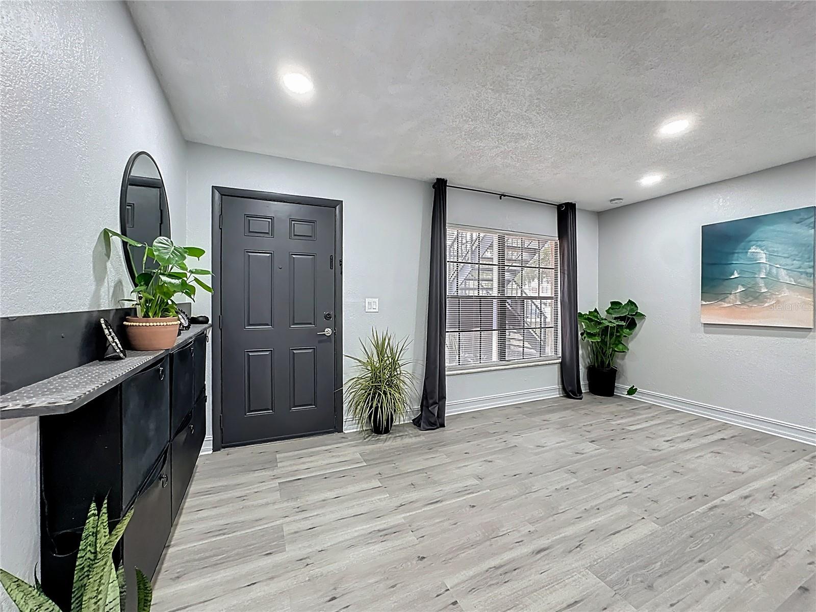 GLENDALE VILLAS A CONDO - Residential Lease