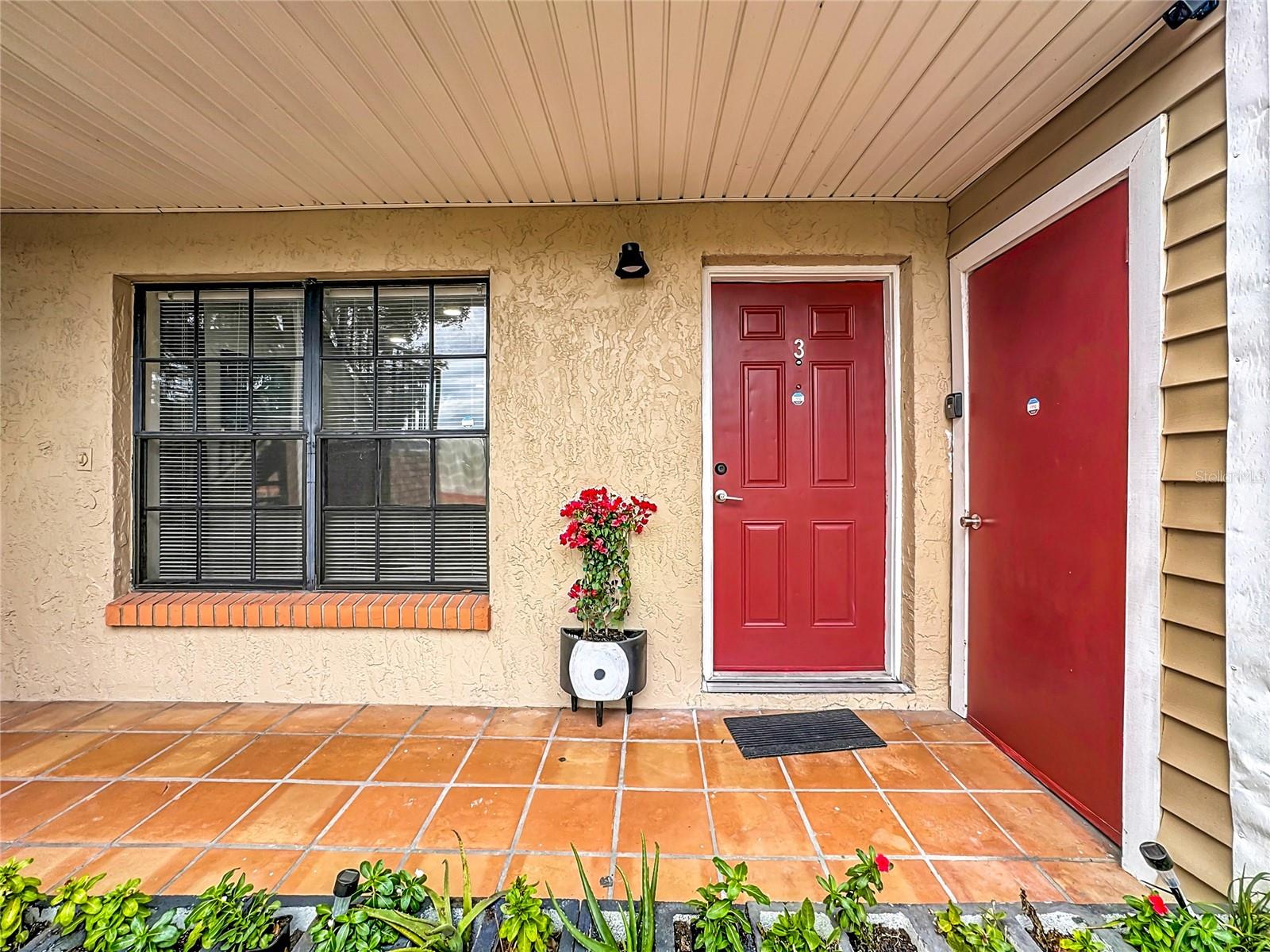 GLENDALE VILLAS A CONDO - Residential Lease