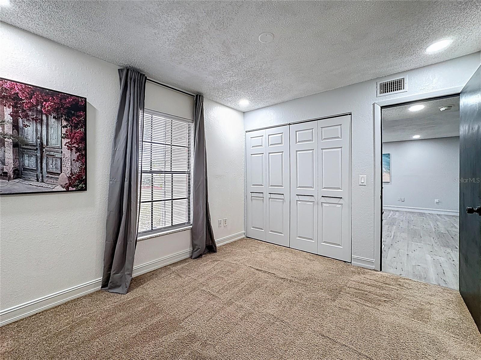 GLENDALE VILLAS A CONDO - Residential Lease