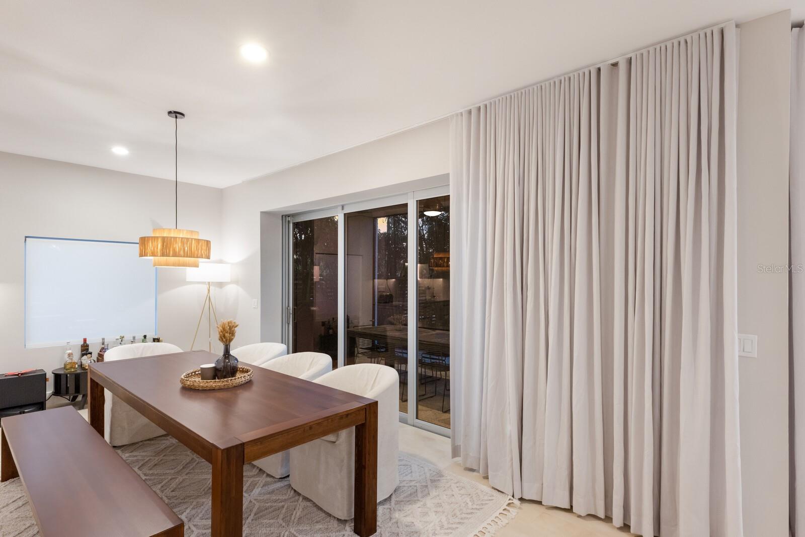 SARASOTA BEACH - Residential