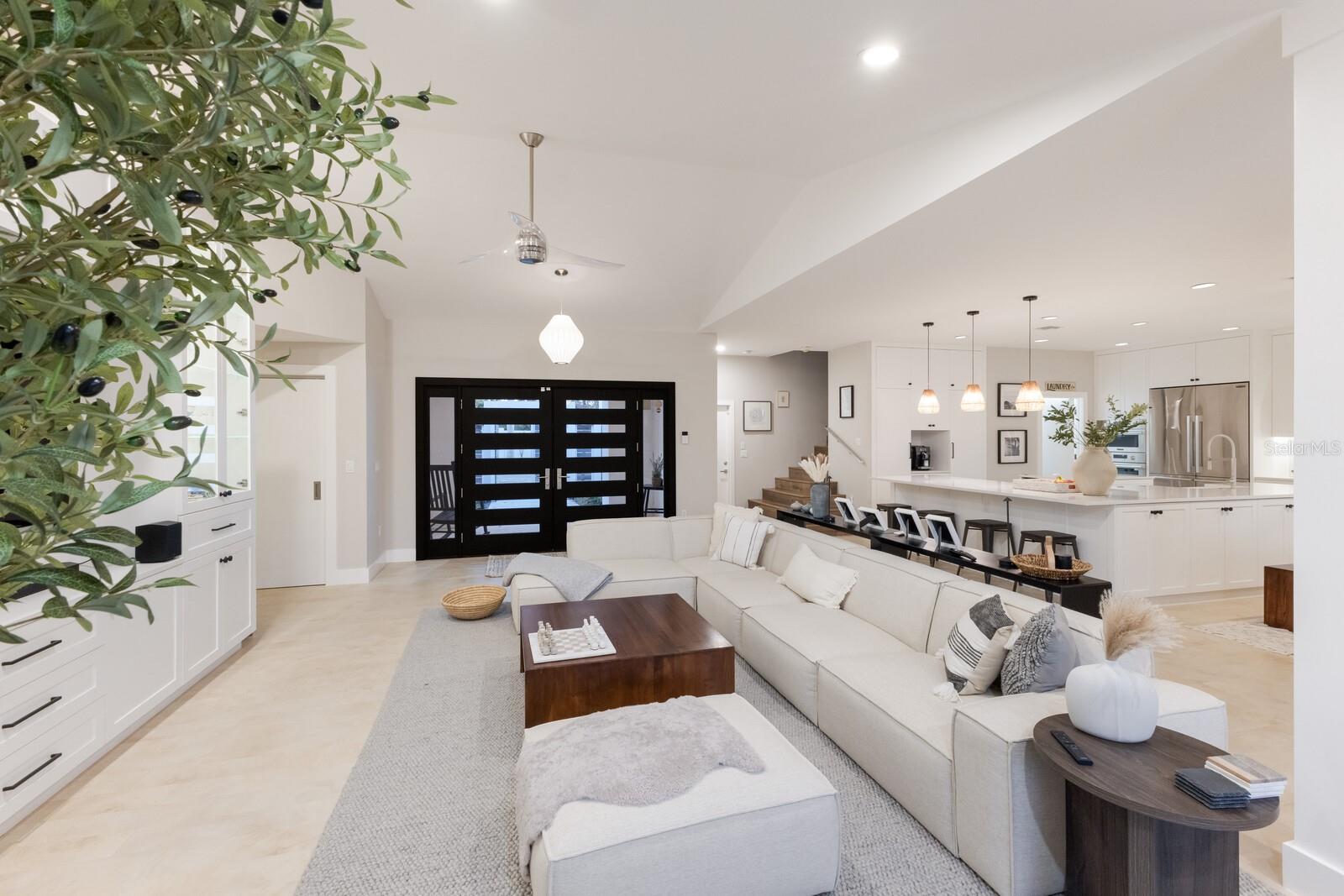 SARASOTA BEACH - Residential