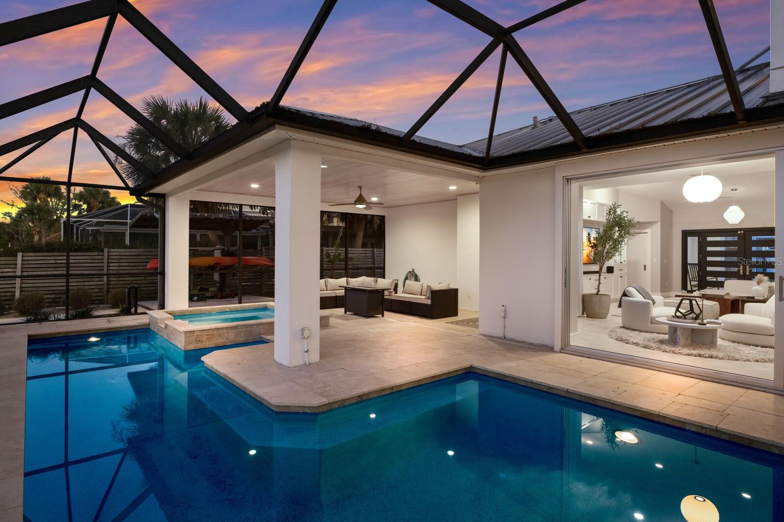 SARASOTA BEACH - Residential