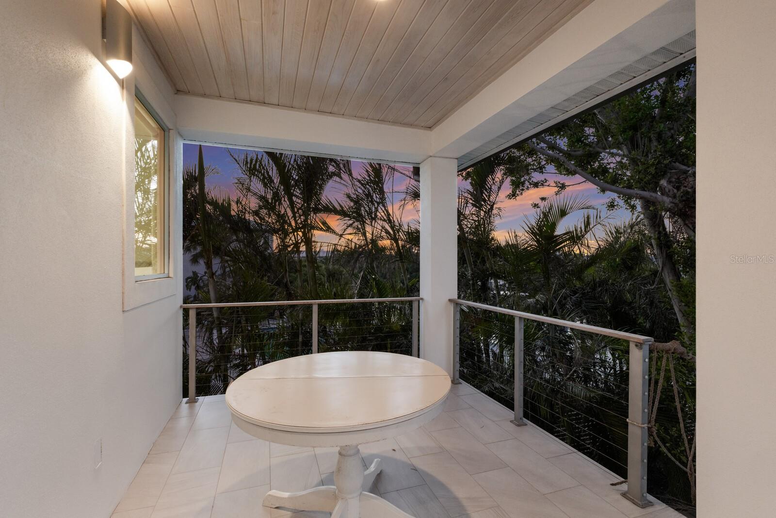 SARASOTA BEACH - Residential