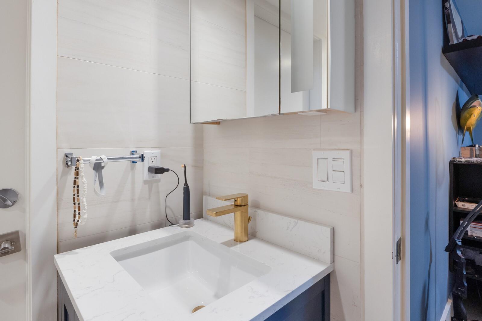 SARASOTA BEACH - Residential