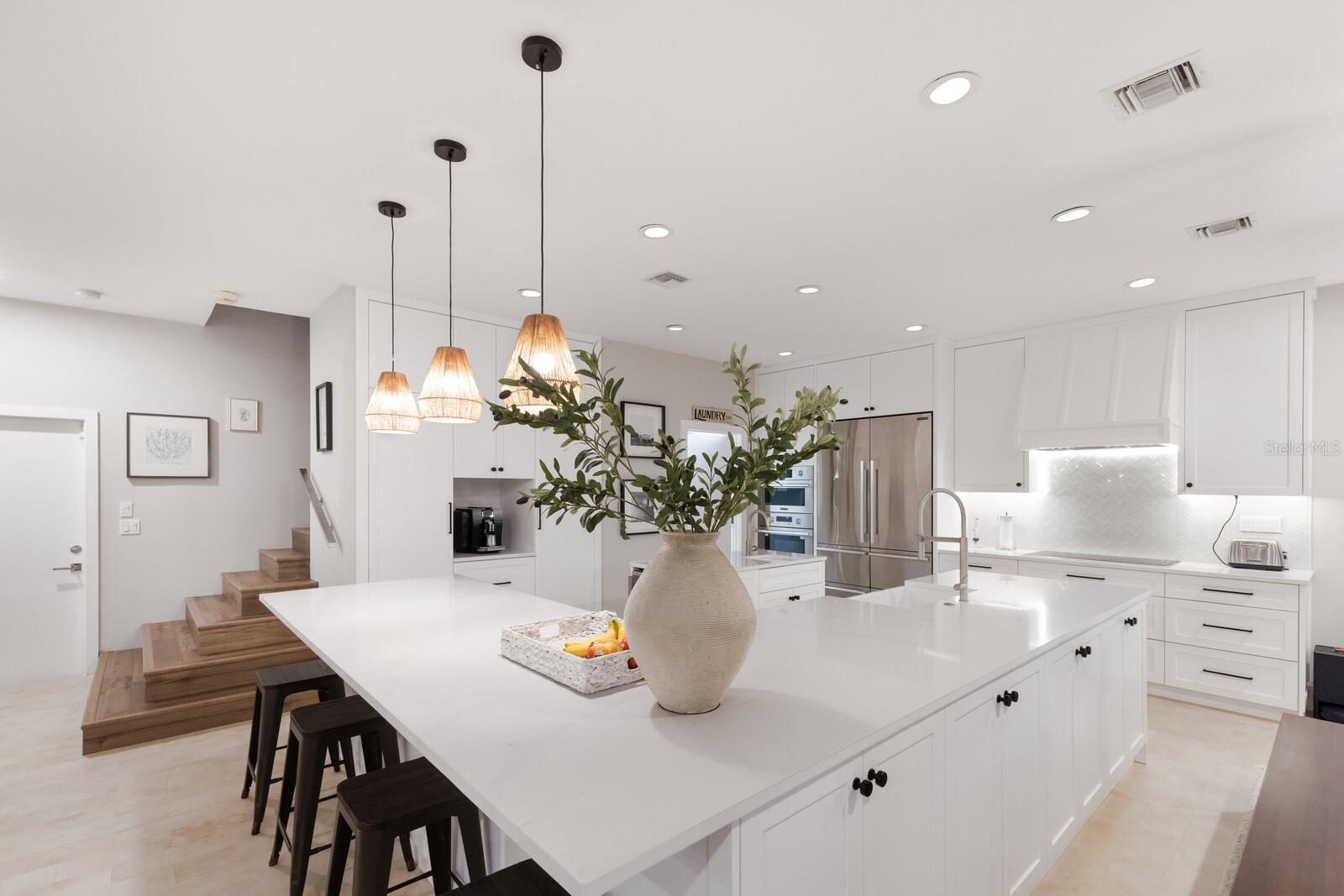 SARASOTA BEACH - Residential