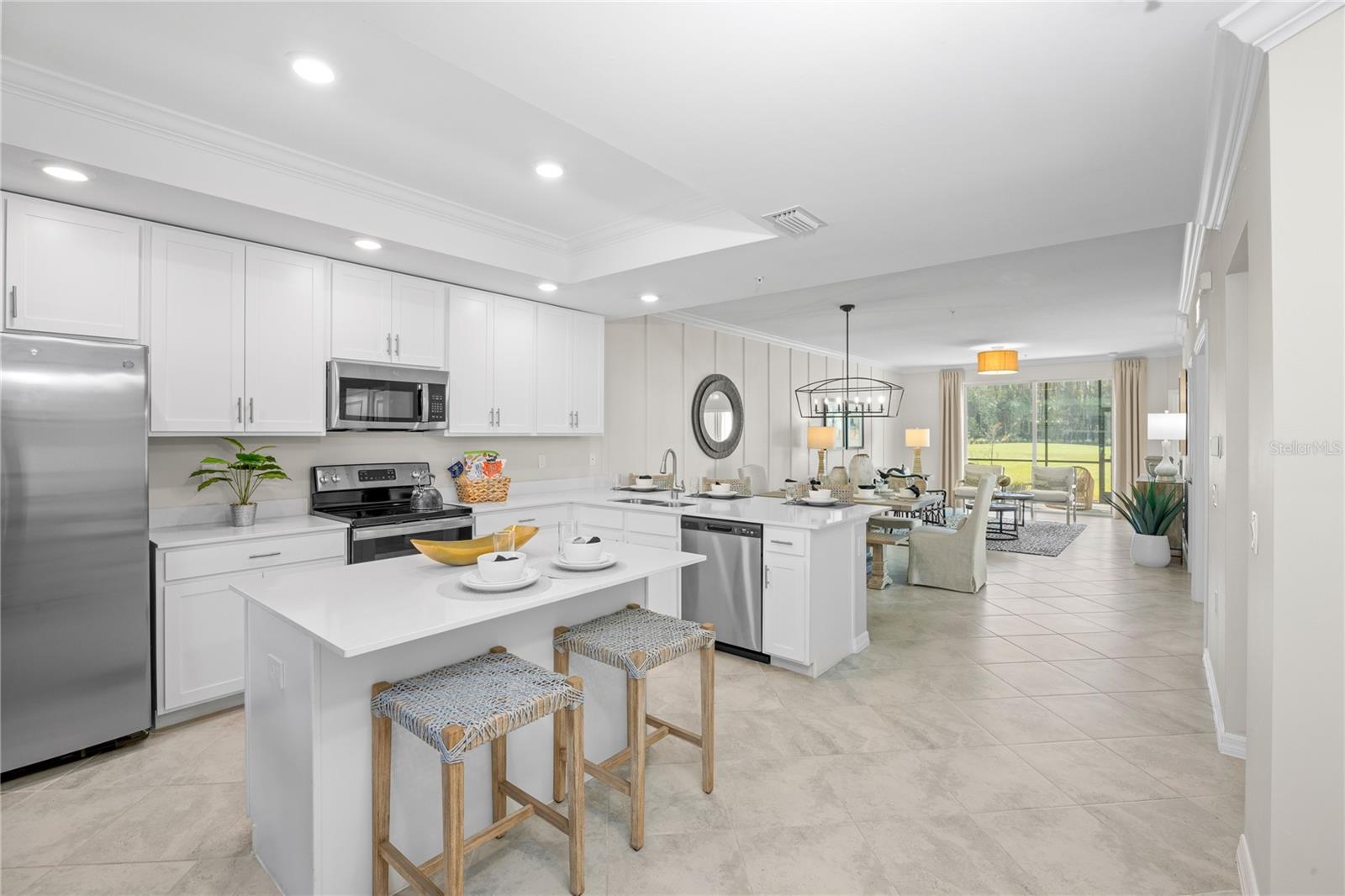 CALUSA COUNTRY CLUB - Residential