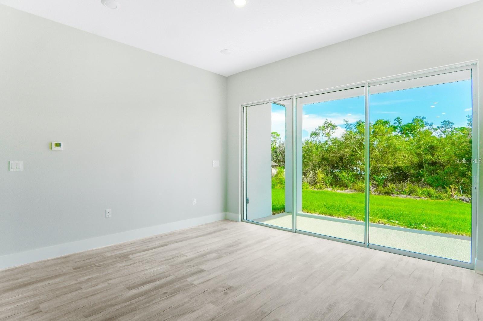 MARION OAKS UN 04 - Residential Lease