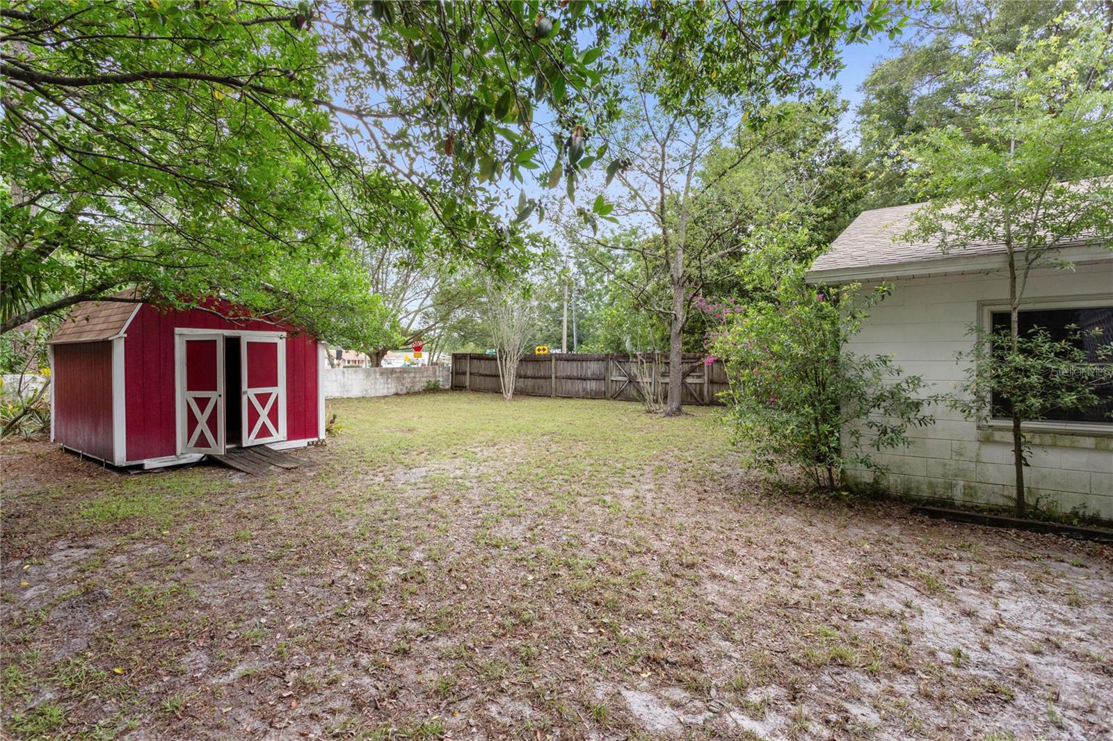 2942 N CHICKASAW TRAIL