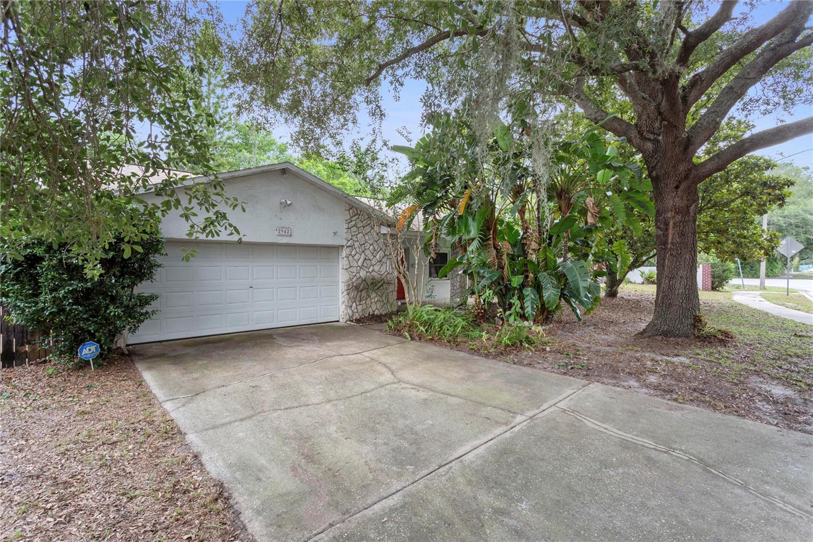 2942 N CHICKASAW TRAIL