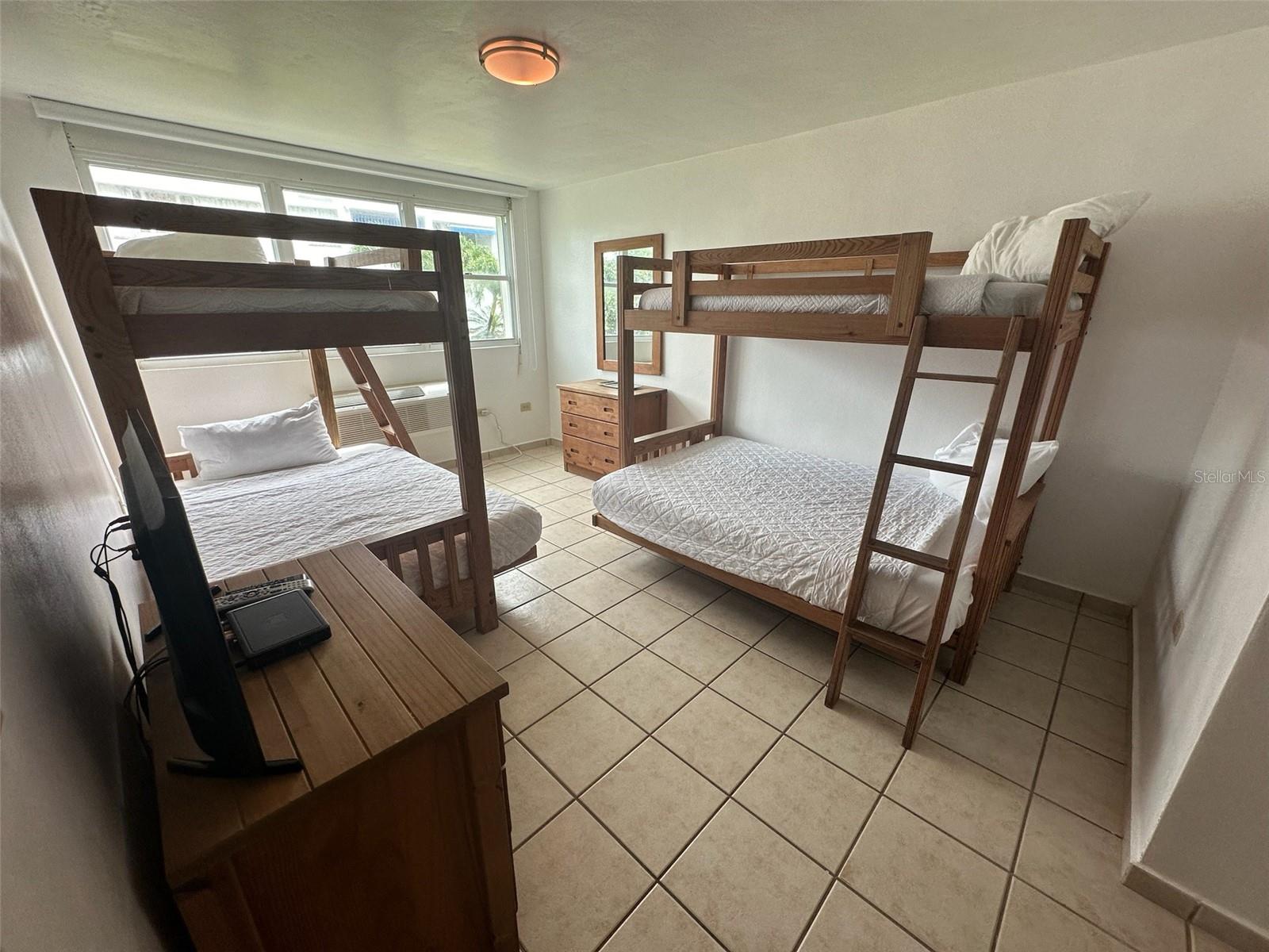 COSTAMAR BEACH VILLAGE WEST - Residential