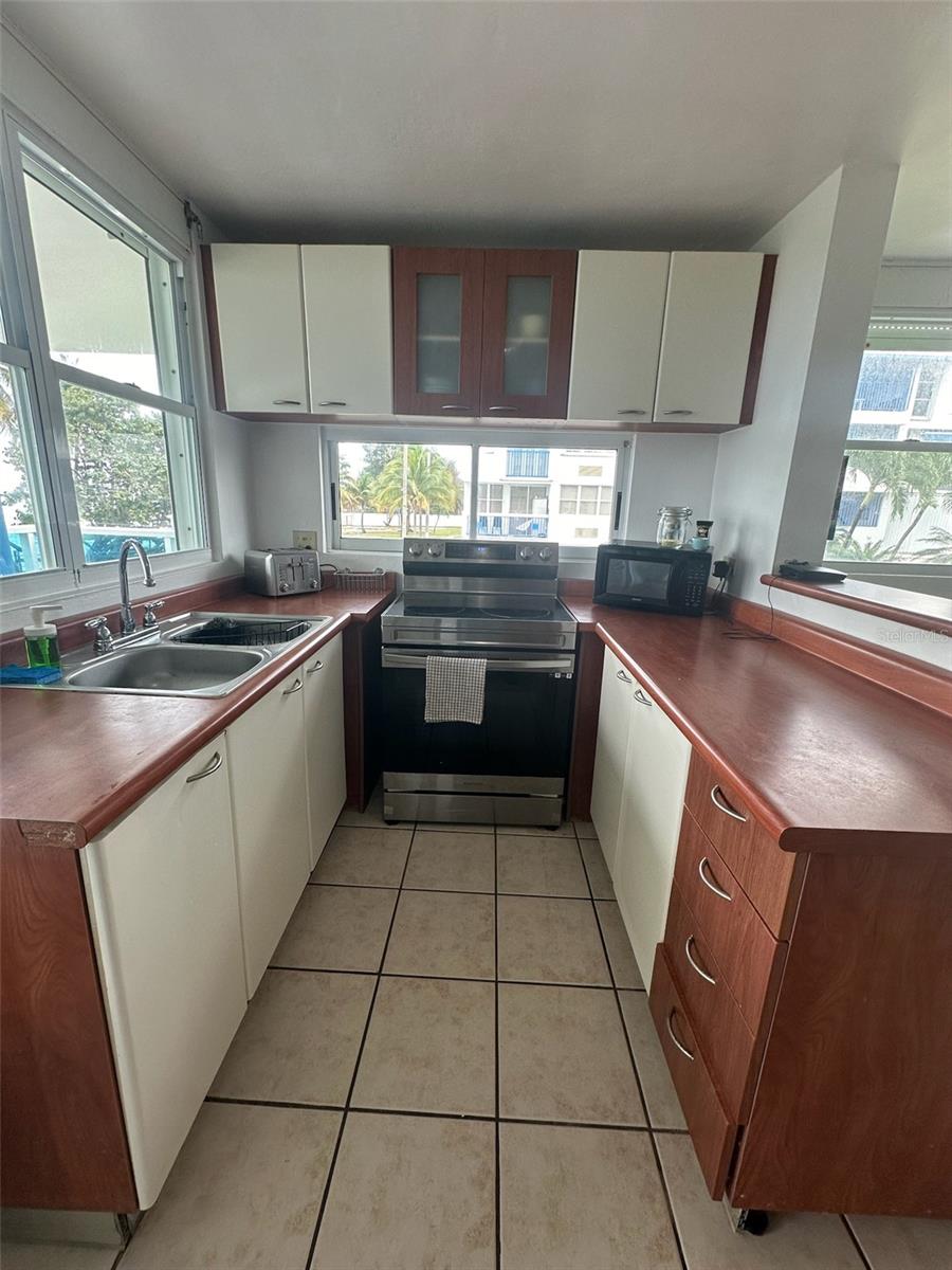 COSTAMAR BEACH VILLAGE WEST - Residential