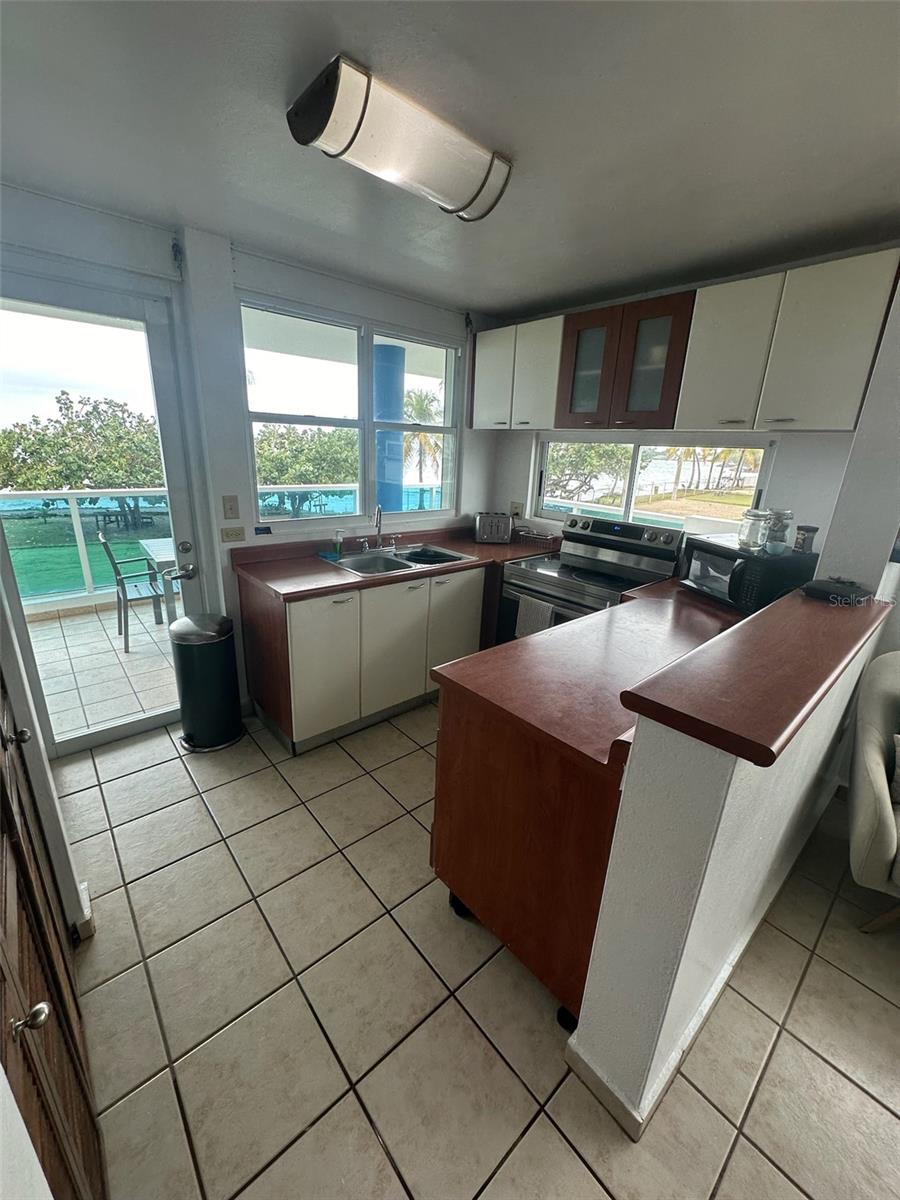 COSTAMAR BEACH VILLAGE WEST - Residential