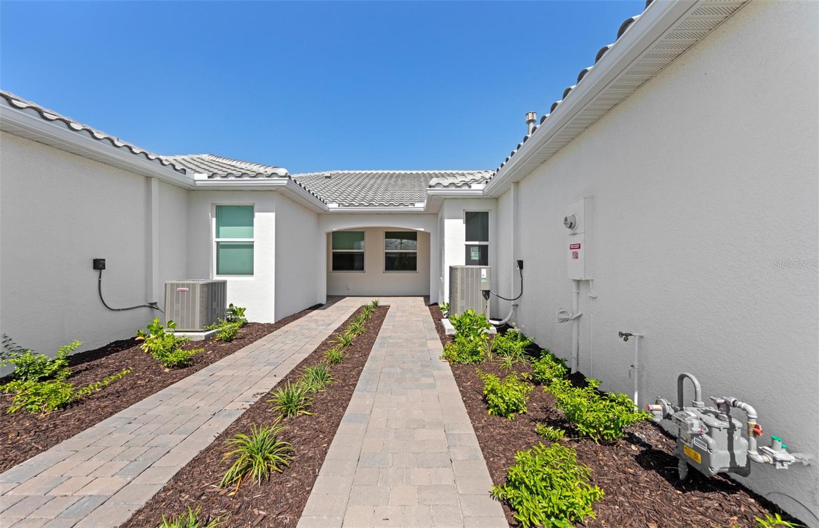 27153 CAPRI SHORES CIRCLE