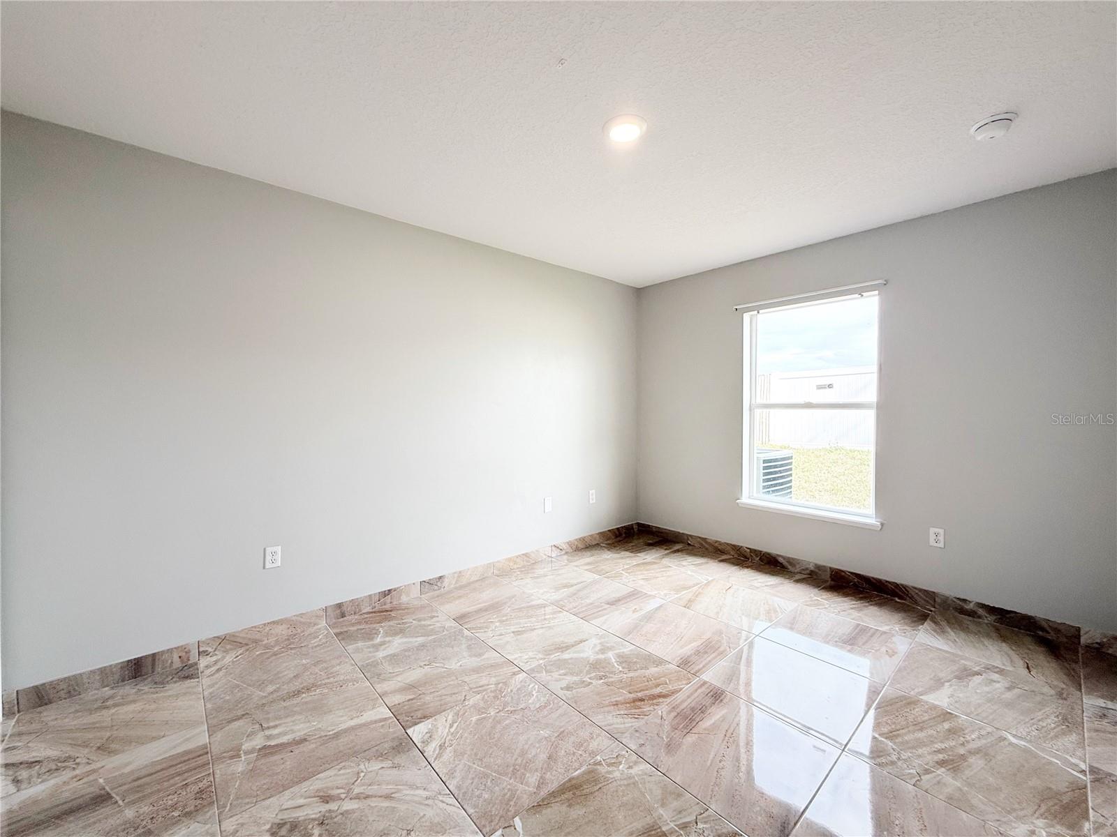 HOLLY HILL ESTATES - Residential