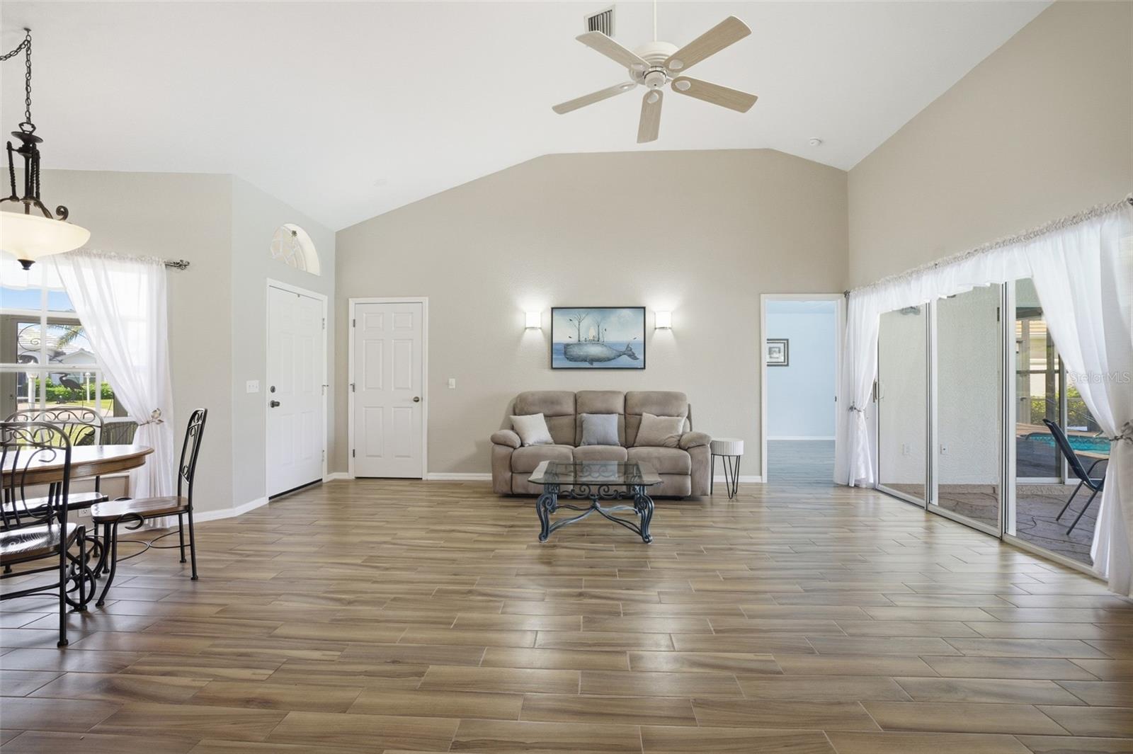 YELLOWFIN COVE CONDO - Residential