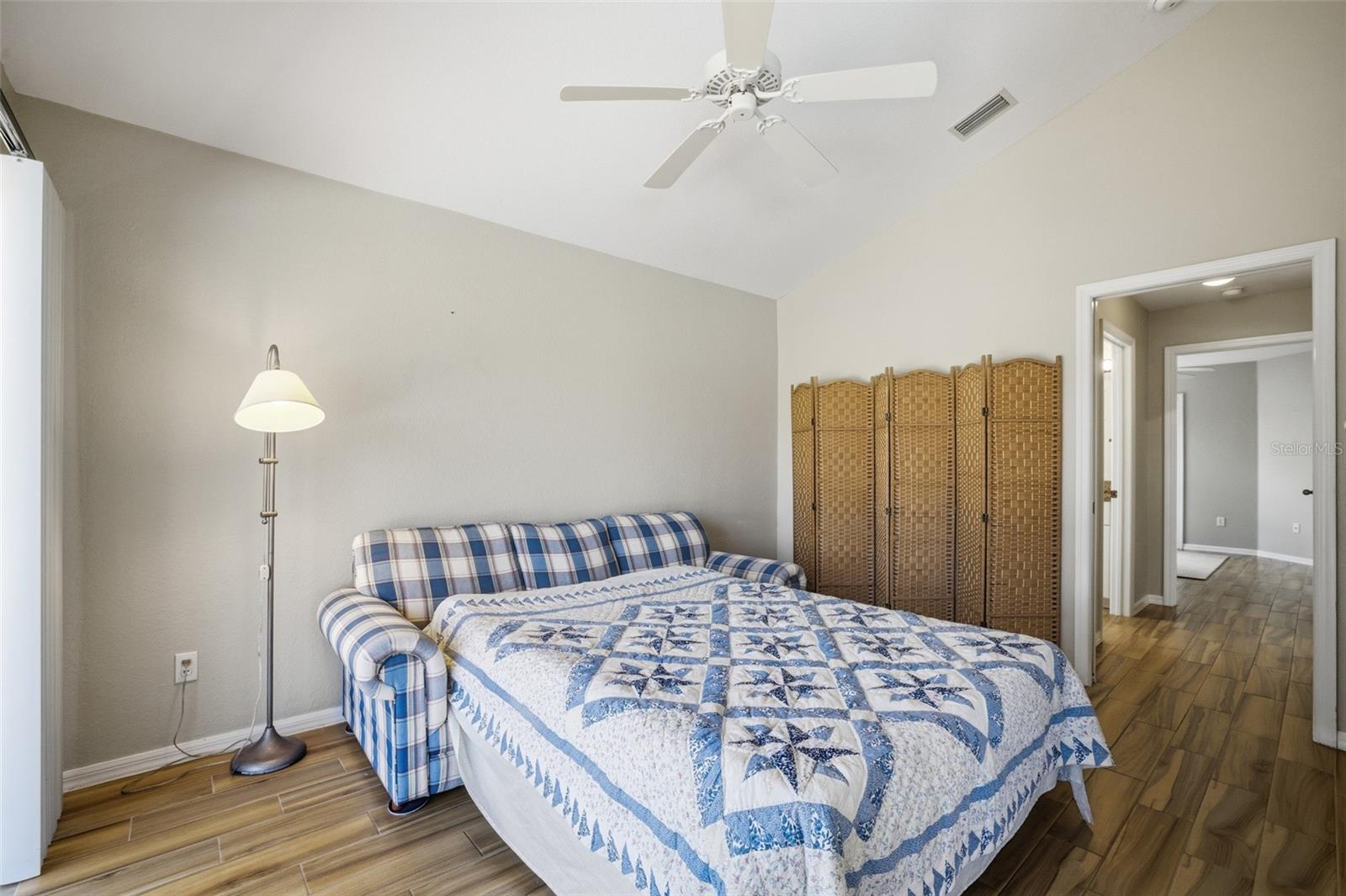 YELLOWFIN COVE CONDO - Residential
