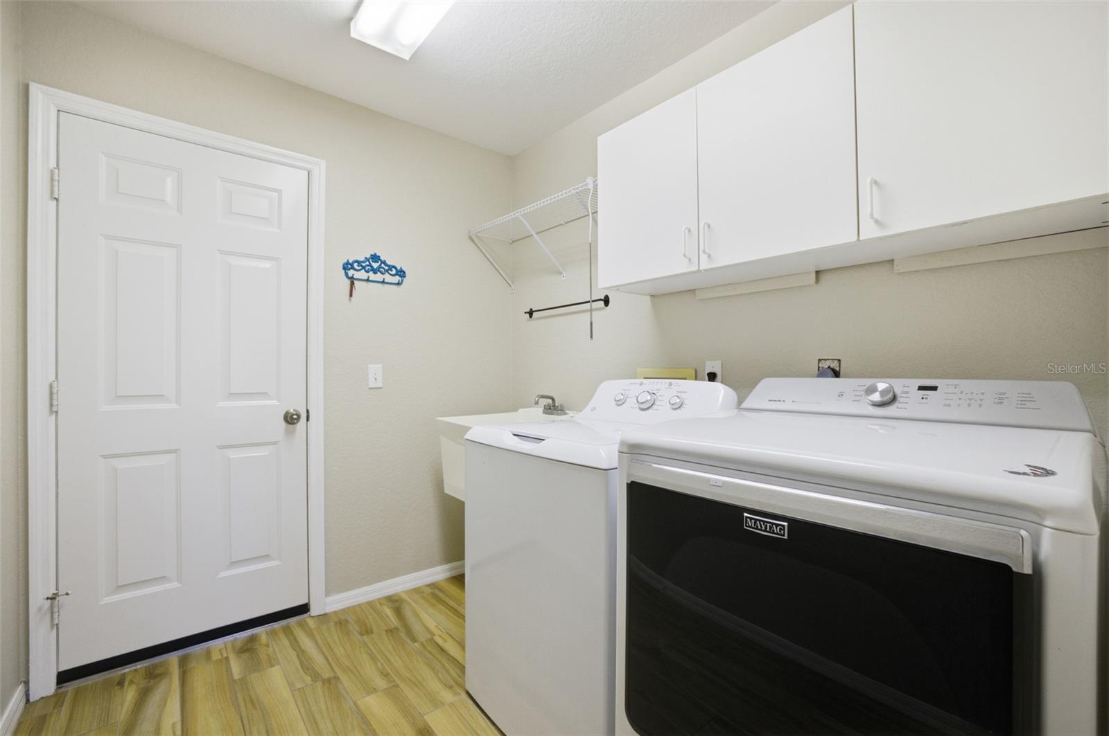 YELLOWFIN COVE CONDO - Residential