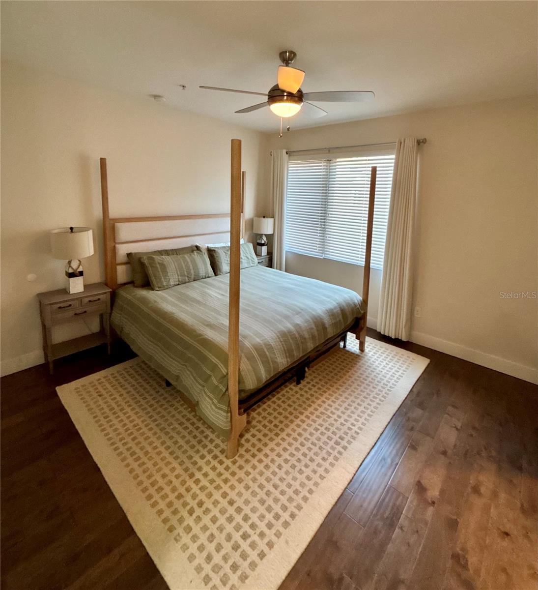 ARLINGTON & 8TH TWNHMS - Residential