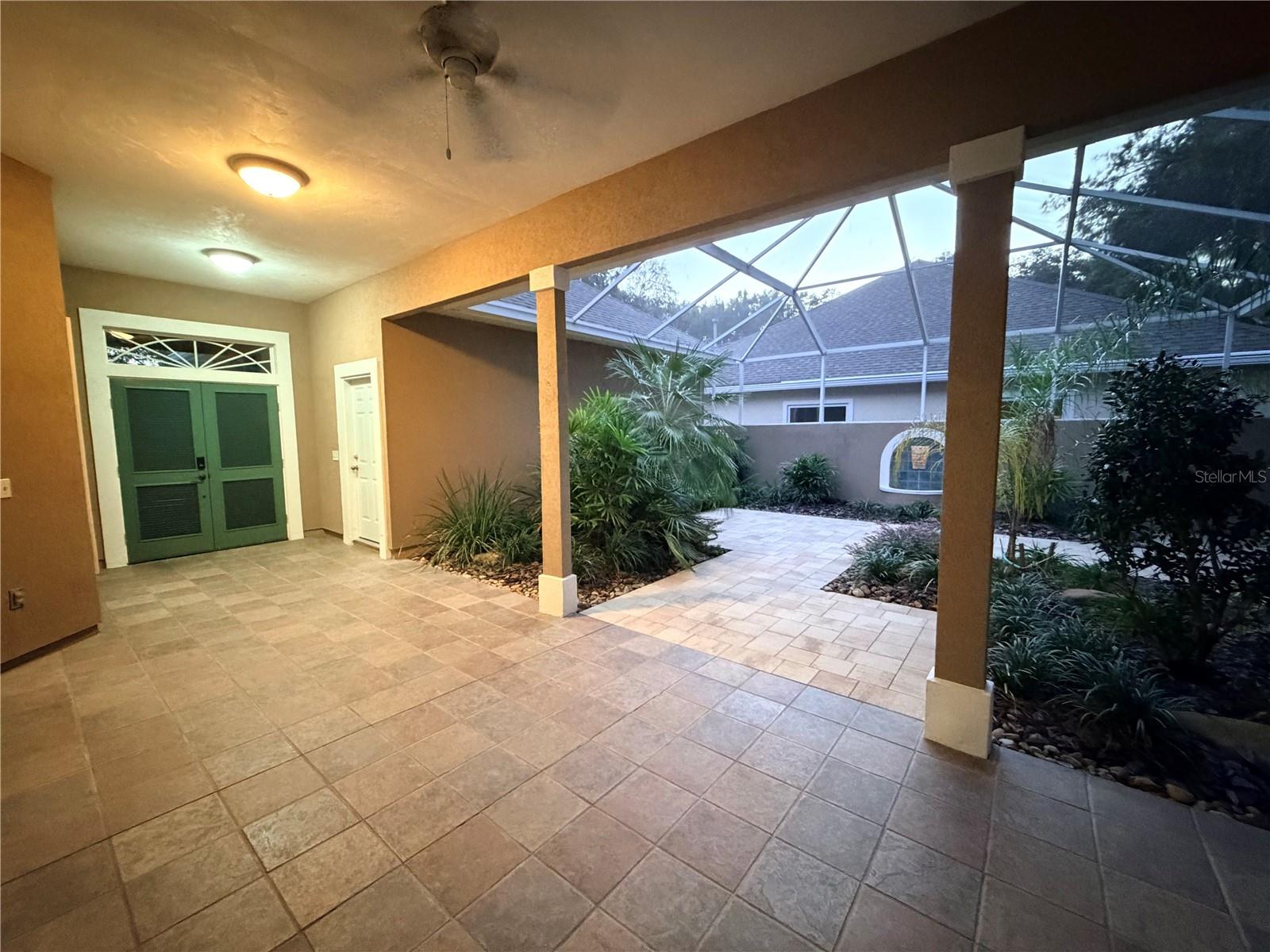 HP/BENNETS GARDEN 28 - Residential Lease