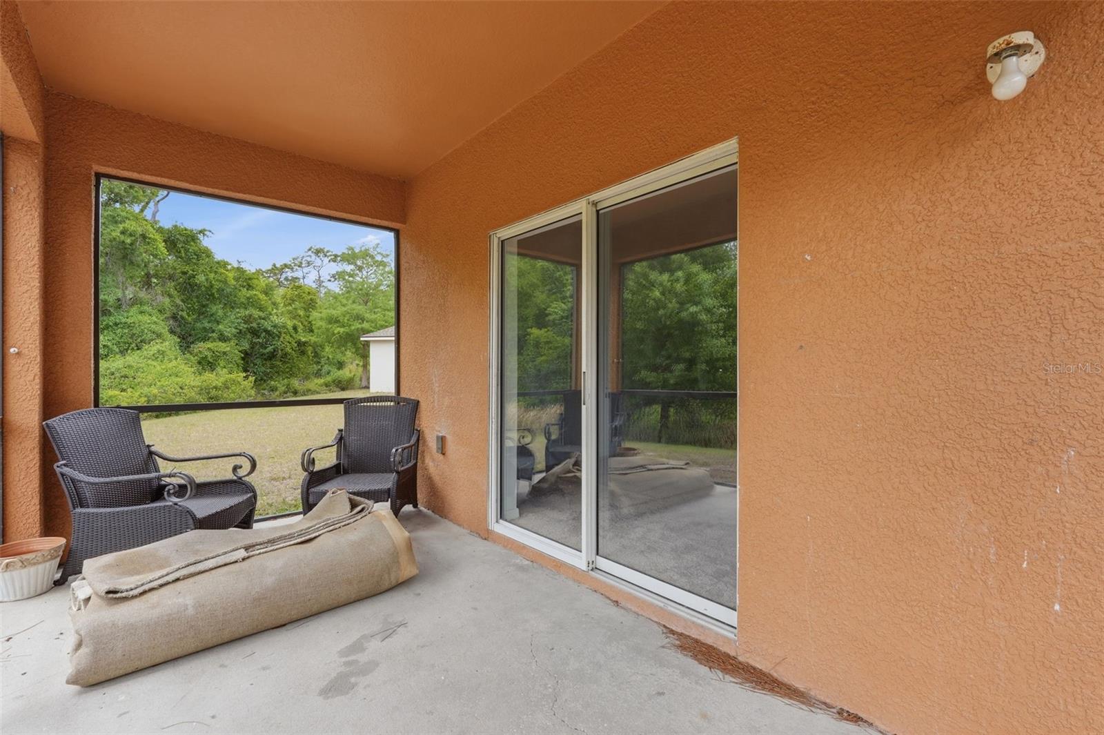 COLONY LAKES - Residential