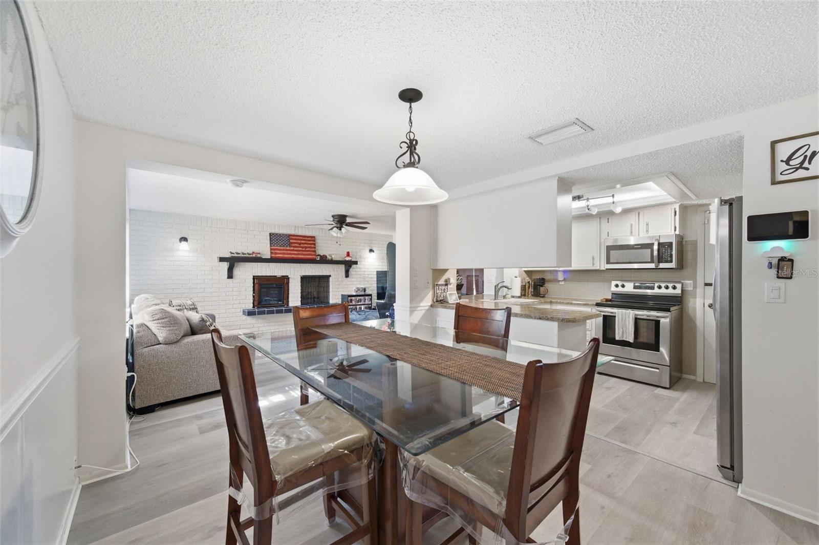 BEACON WOODS VILLAGE - Residential