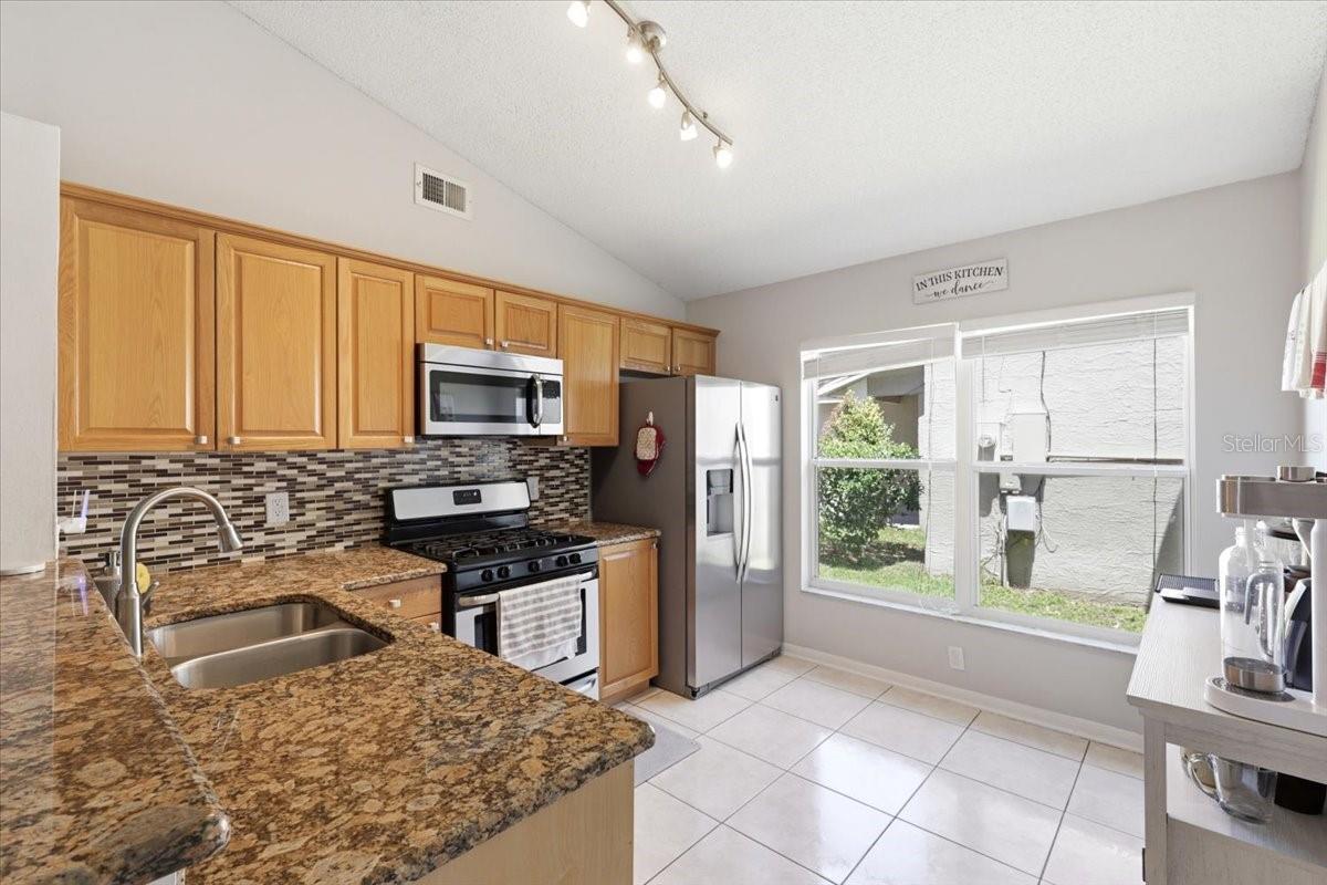 PARK AVE ESTATES - Residential