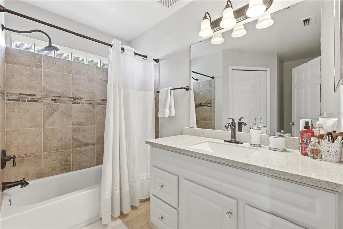 PARK AVE ESTATES - Residential
