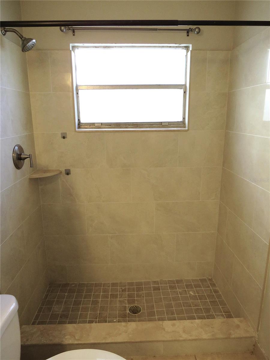 SUTTON RIDGE - Residential