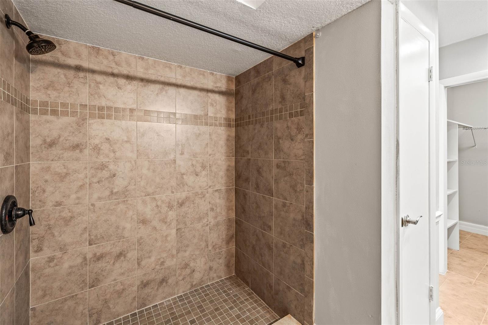 TERRACE RIVER PH 2 - Residential