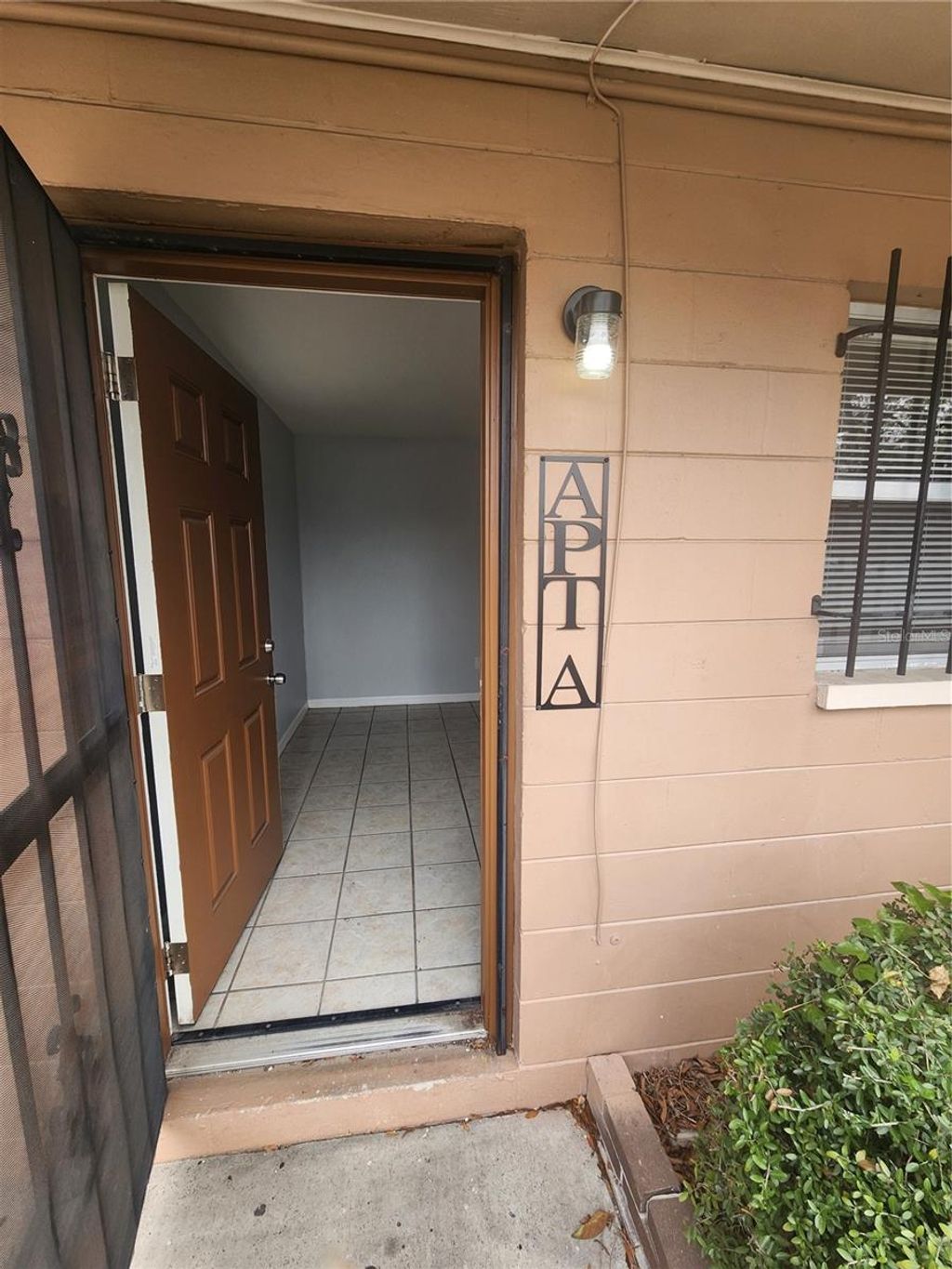 Photo of 906 E 108th Avenue, Tampa, FL 33612 (MLS # TB8486938)