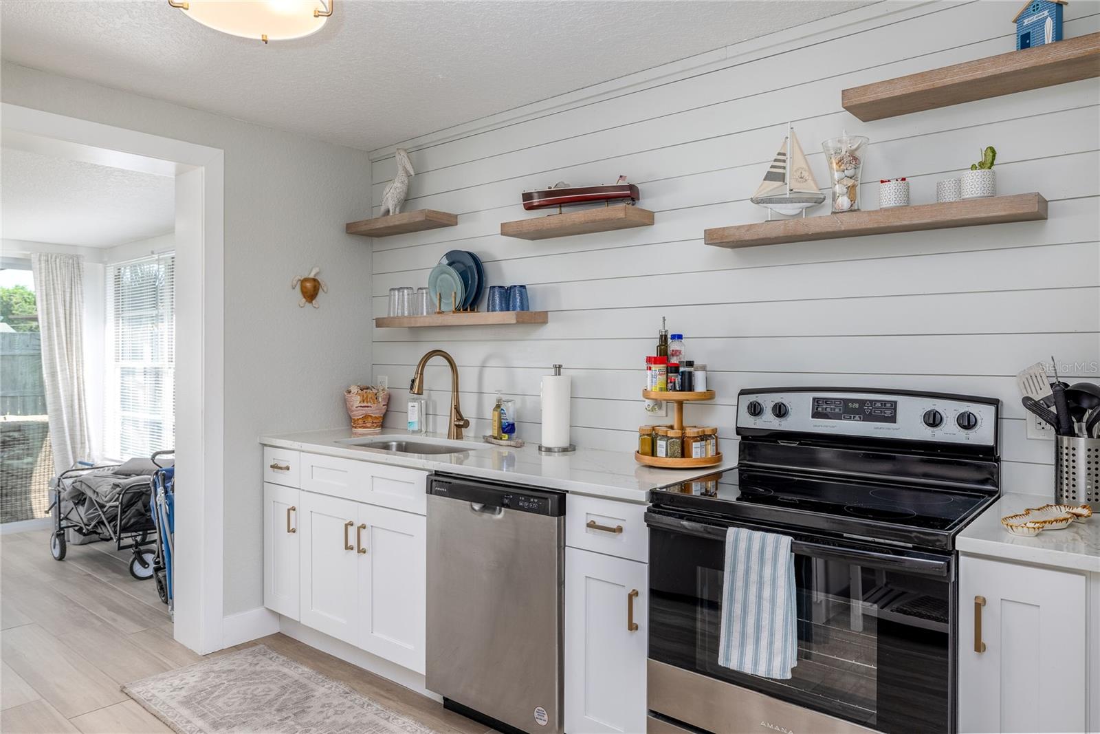 OCEAN SHORES - Residential