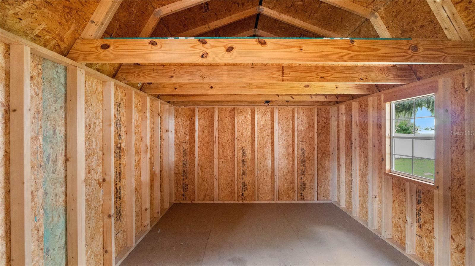 WEST LAKE WALES - Residential