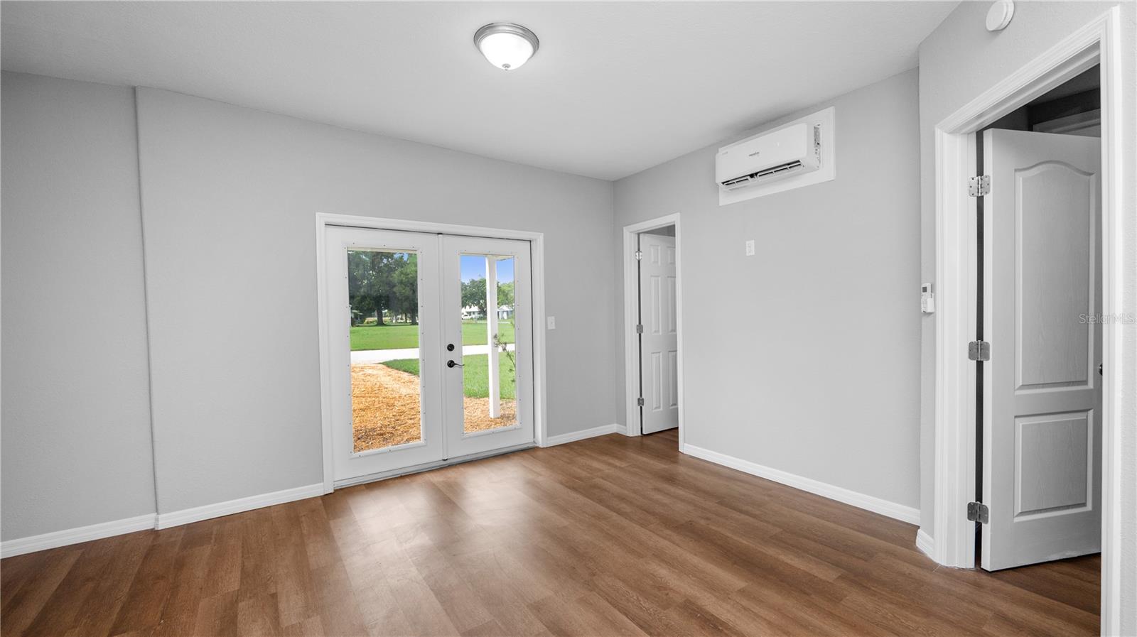 WEST LAKE WALES - Residential