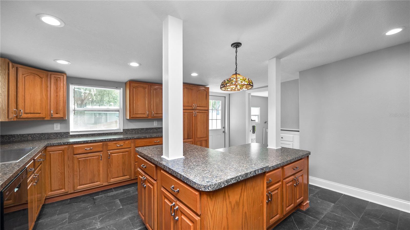 WEST LAKE WALES - Residential