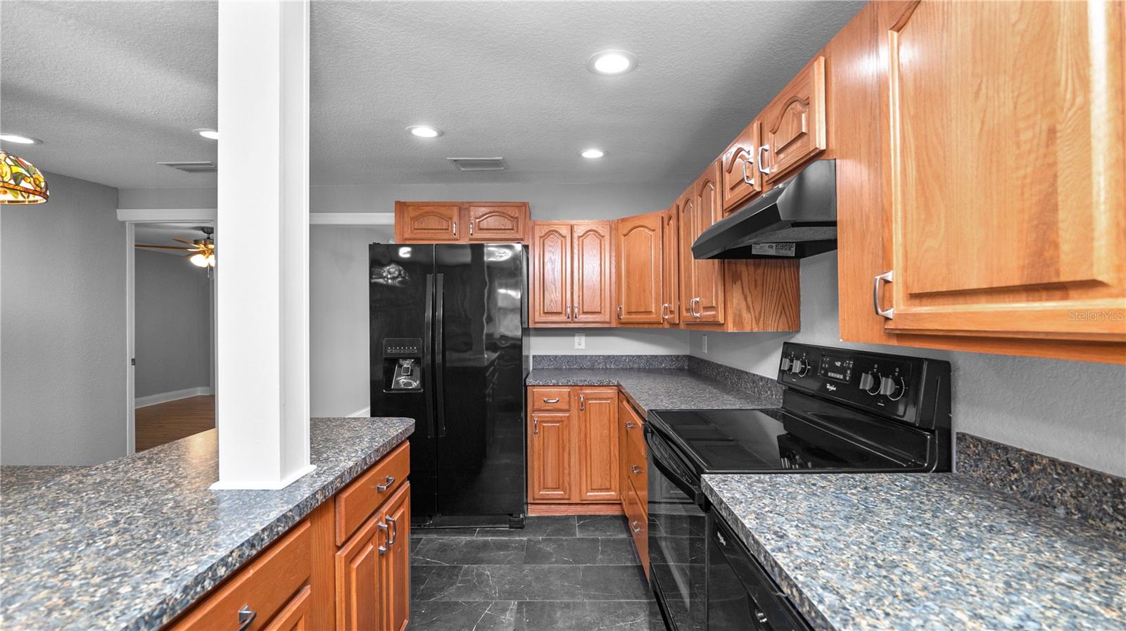 WEST LAKE WALES - Residential