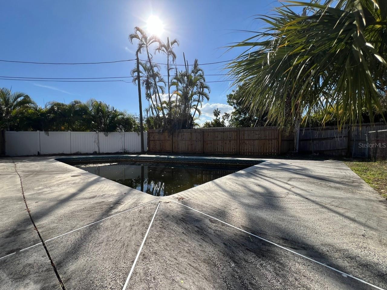 SHORE ACRES OVERLOOK SEC - Residential