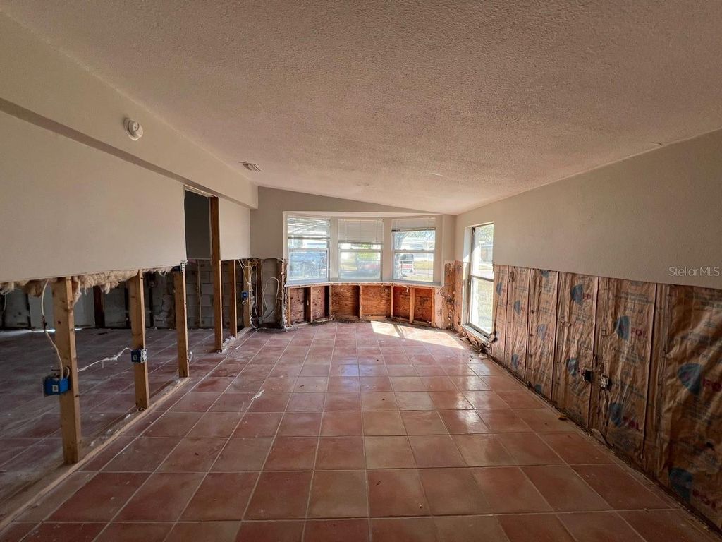 Photo of 4118 Carson Street NE, St Petersburg, FL 33703 (MLS # TB8467342)