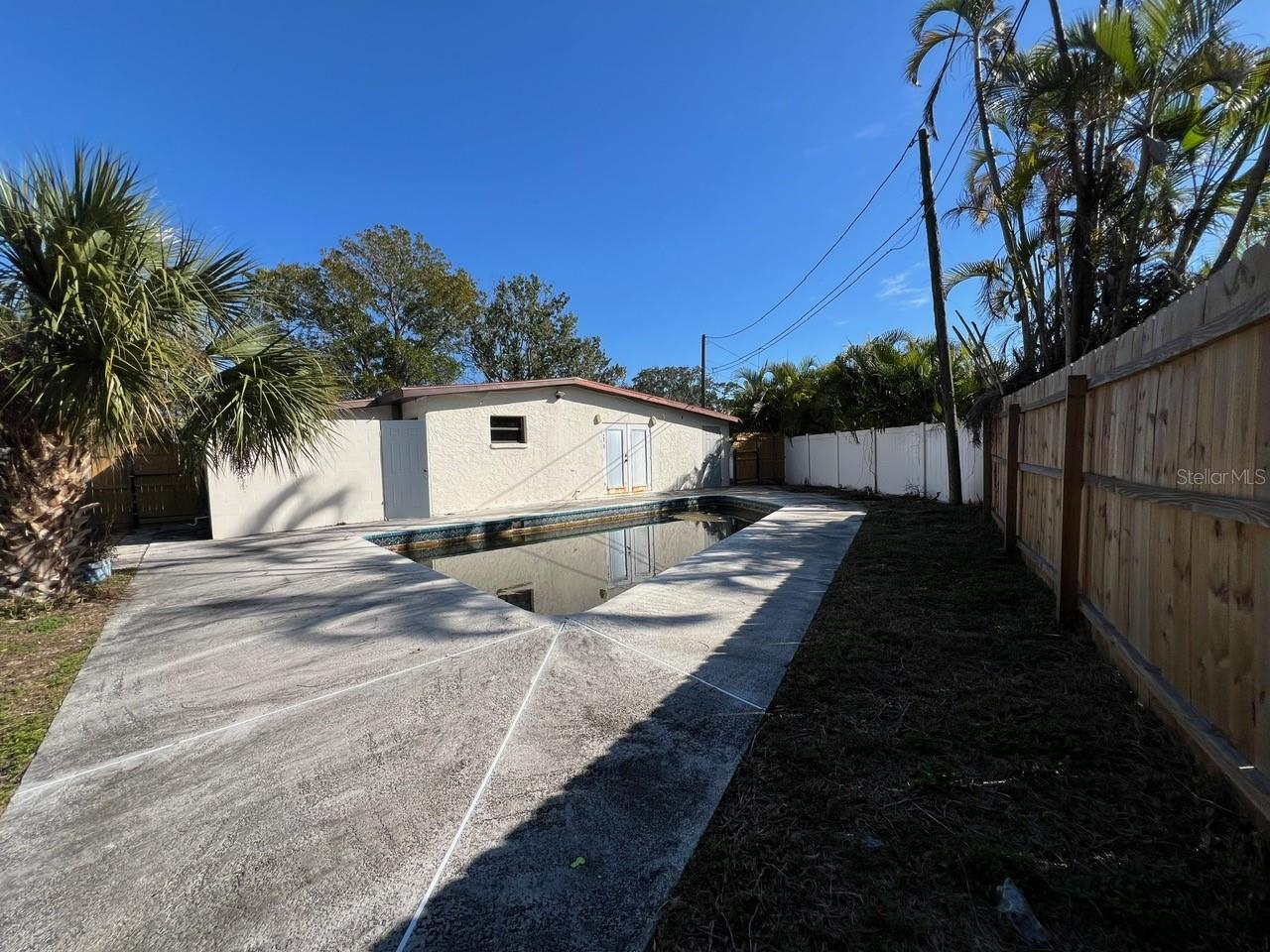 SHORE ACRES OVERLOOK SEC - Residential