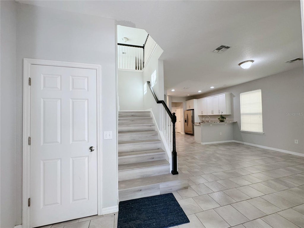 Photo of 10616 Reams Road, Windermere, FL 34786 (MLS # O6447176)