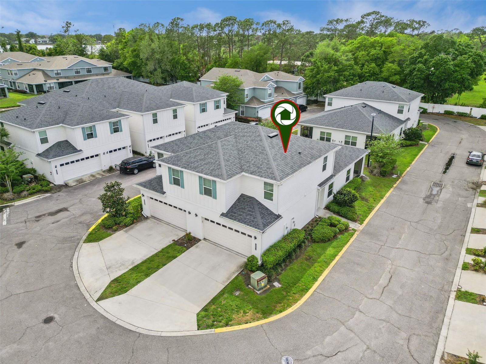 TOWNHOMES/LK FREDRICA CONDO - Residential