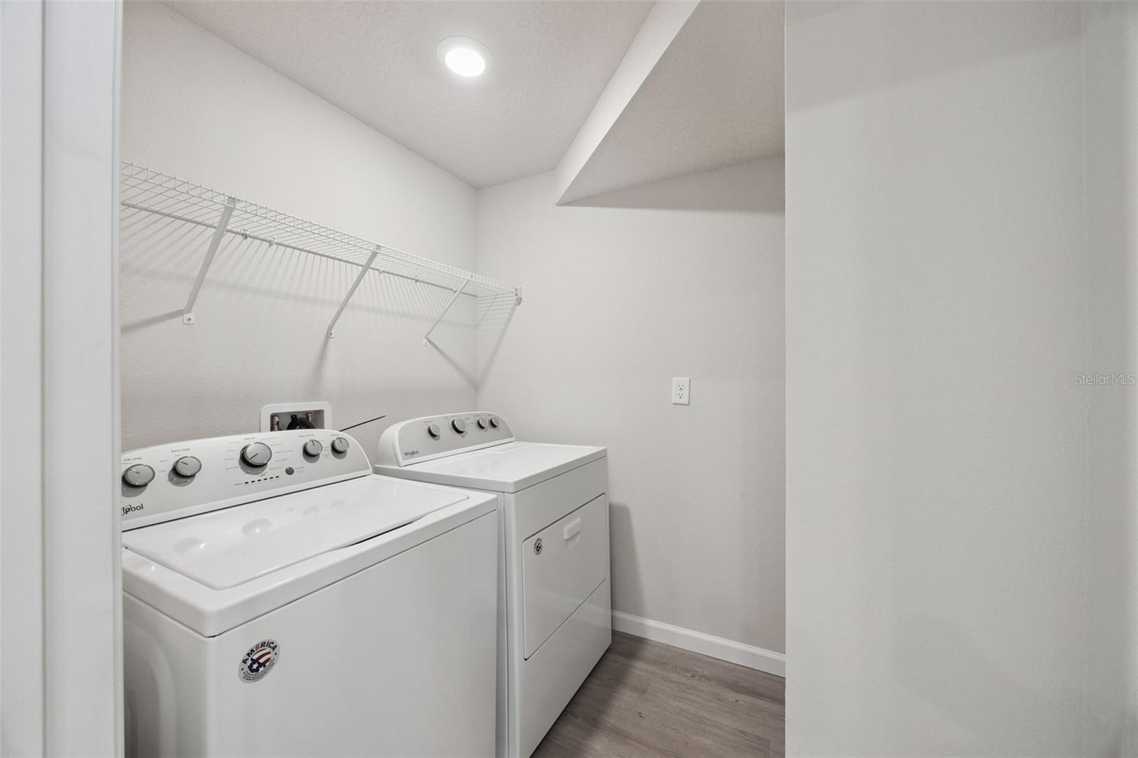 TOWNHOMES/LK FREDRICA CONDO - Residential