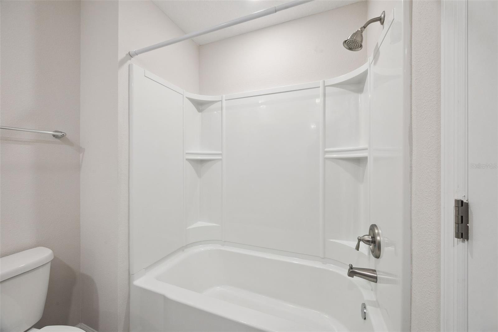 TOWNHOMES/LK FREDRICA CONDO - Residential