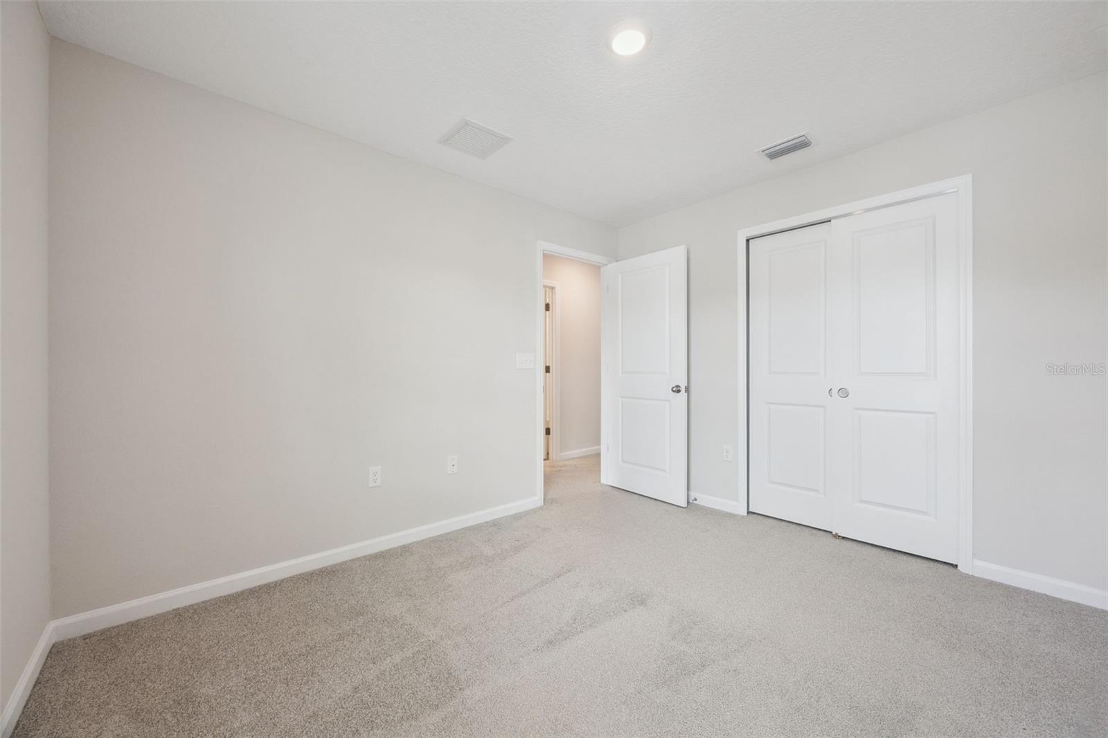 TOWNHOMES/LK FREDRICA CONDO - Residential