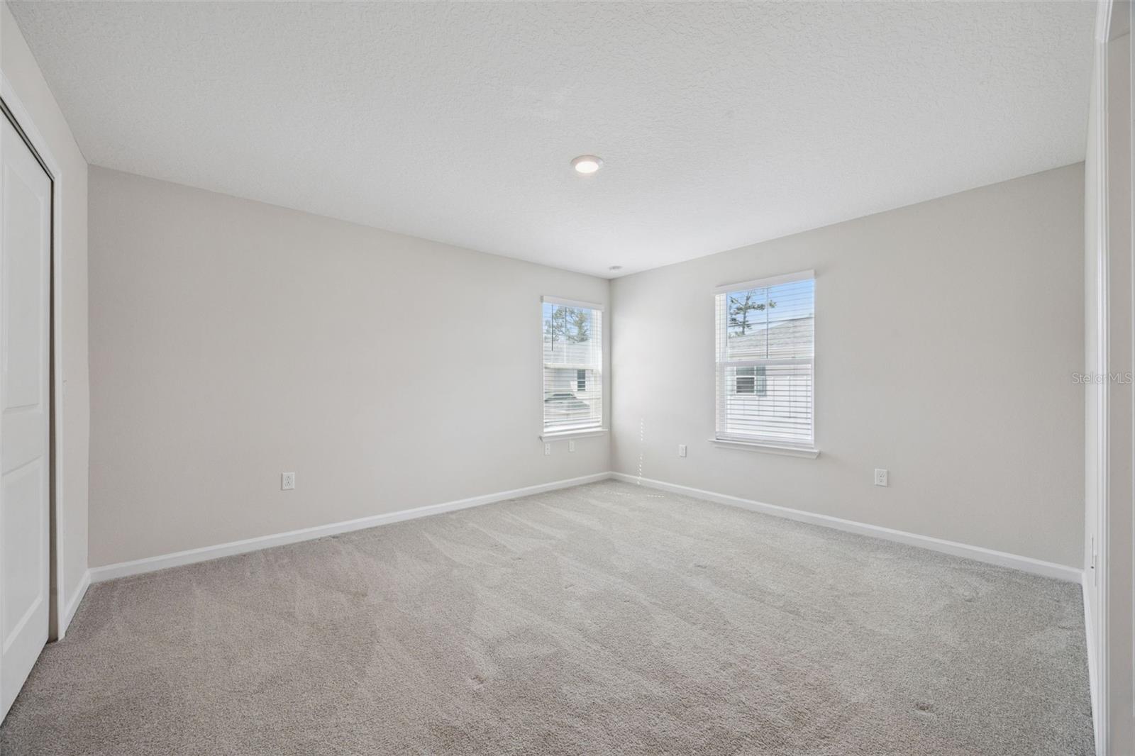 TOWNHOMES/LK FREDRICA CONDO - Residential