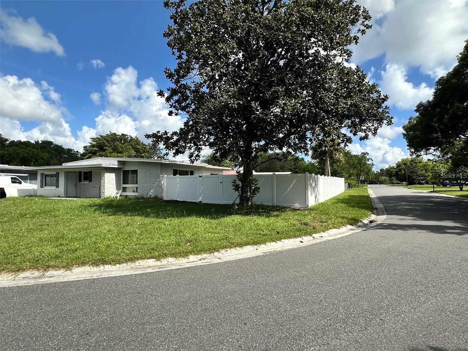 156 PINECREST DR