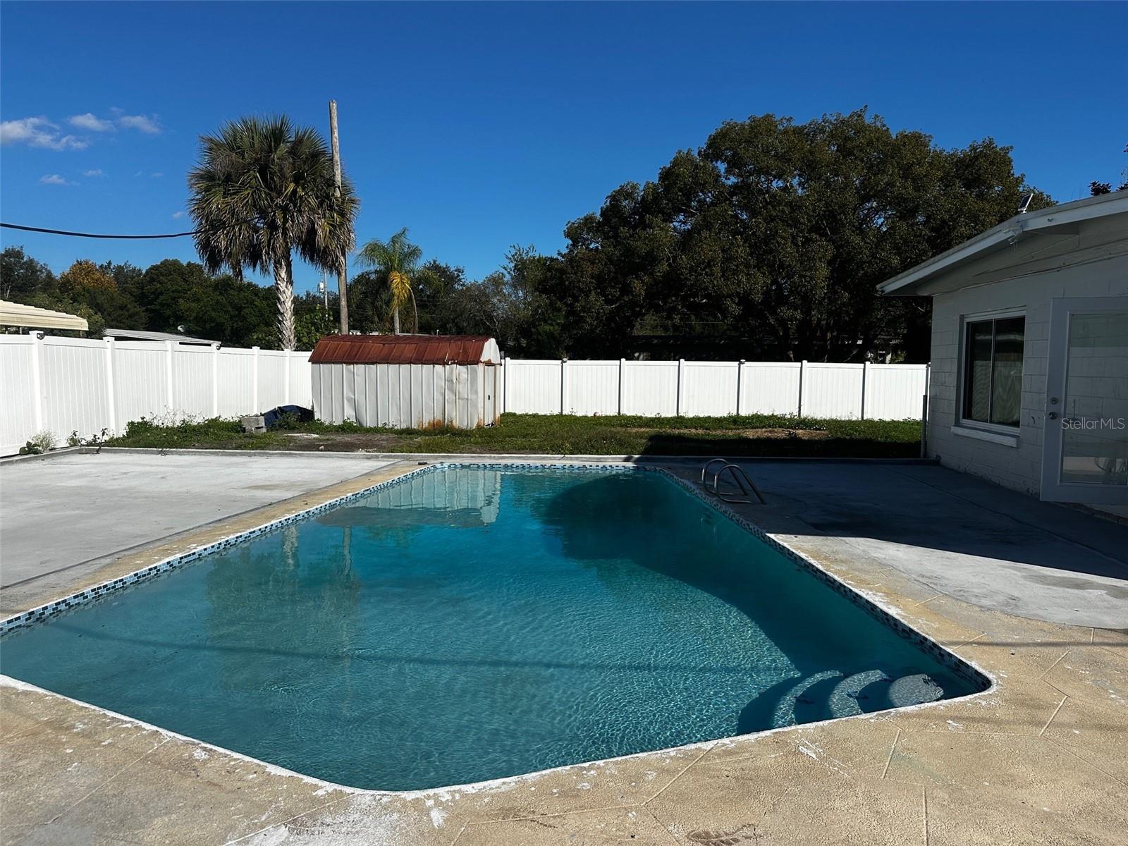 156 PINECREST DR